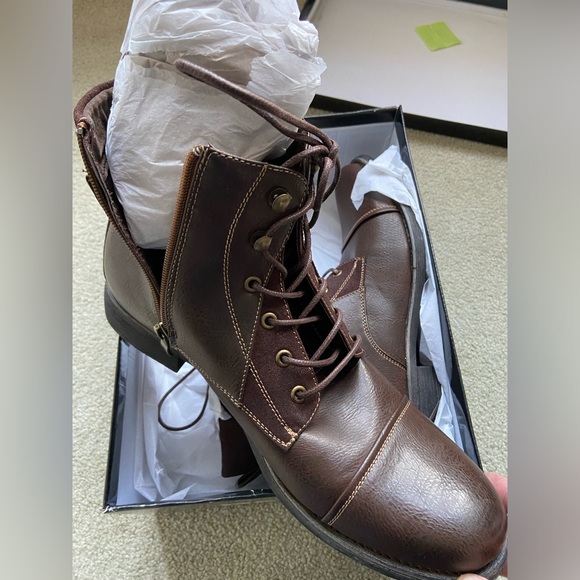 NIB side zip casual boots - Picture 1 of 3